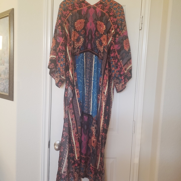 Chelsea & Violet s vivid colors bold garden scene Aztec embroidered trim d… - Picture 8 of 13